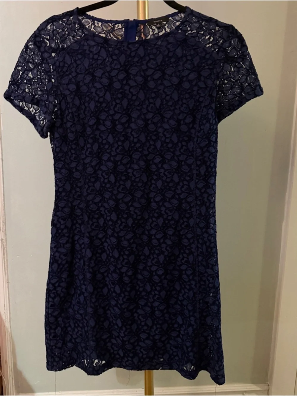 aritzia blue lace dress Aritzia Talula Navy Blue Lace Open Back 3/4 Sleeve Stretch Knee Length Dress  M